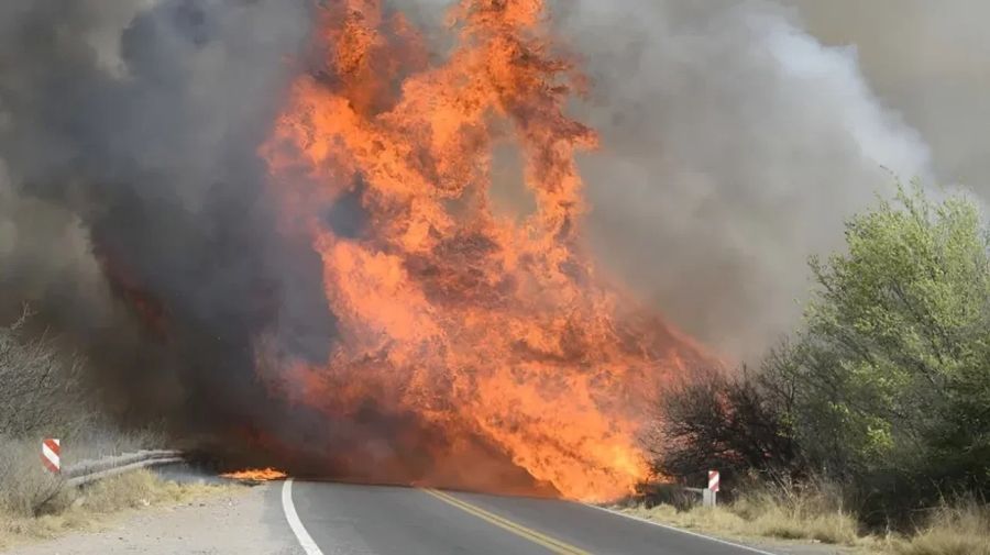 Incendio en Epuyen