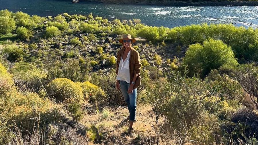 El look campestre de Juliana Awada para un día en la Patagonia 