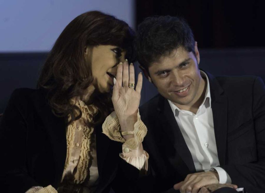 Cristina Kirchner junto a Axel Kicillof.