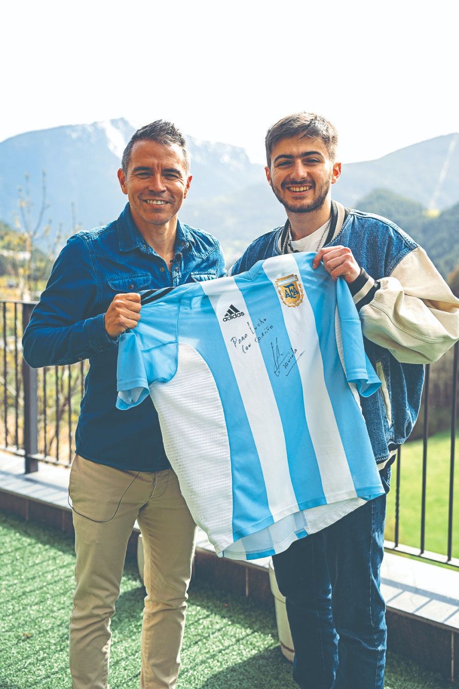 Lucho Laprebende Semanario