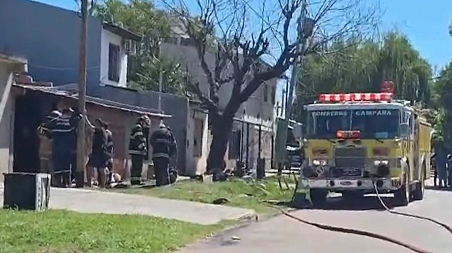 Incendio de una casa en el partido bonaerense de Campana 20250207