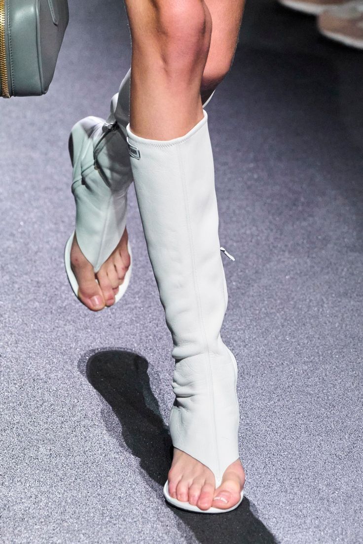 Thong sandals