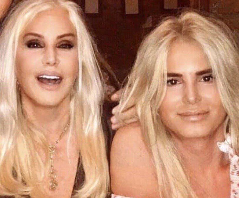 Mercedes Sarrabayrouse y Susana Giménez