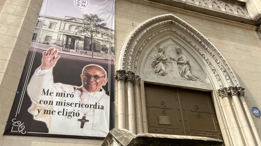 Tour Papá Francisco en Buenos Aires.