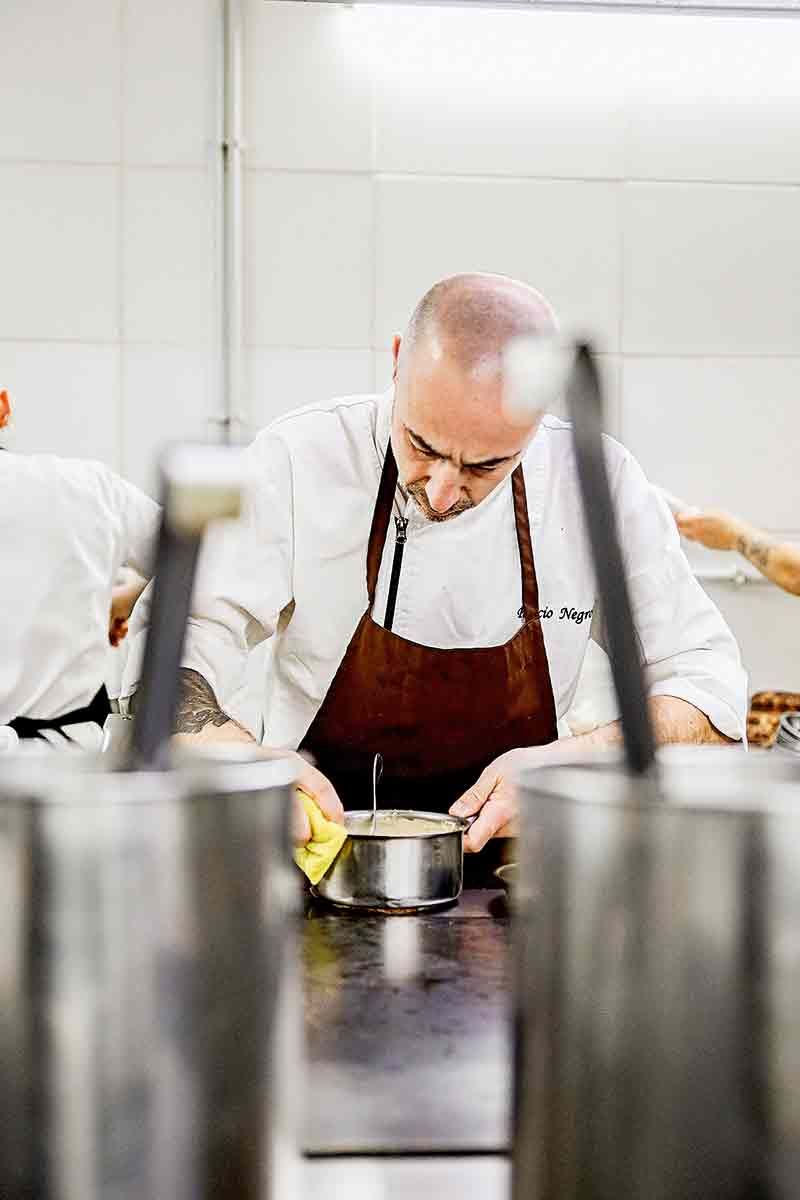 Chef Fernando Negro