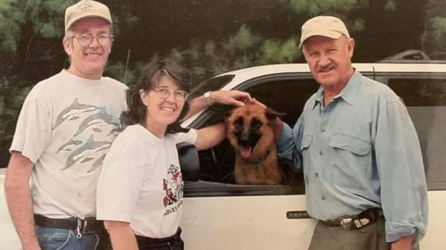 Gene Hackman y su perro ovejero aleman