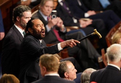 Expulsaron a un legislador demócrata que le gritó a Donald Trump durante su discurso ante el Capitolio