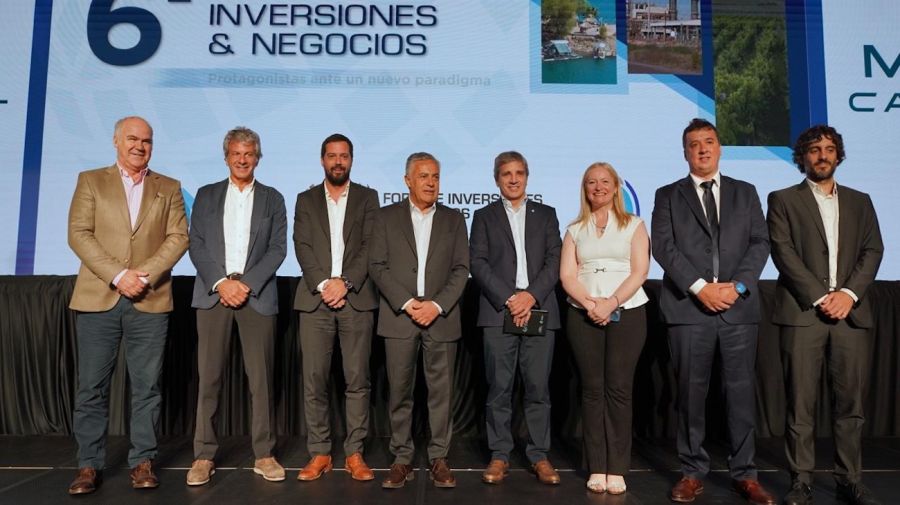 Luis Caputo en el sexto Foro de Inversiones y Negocios de Mendoza