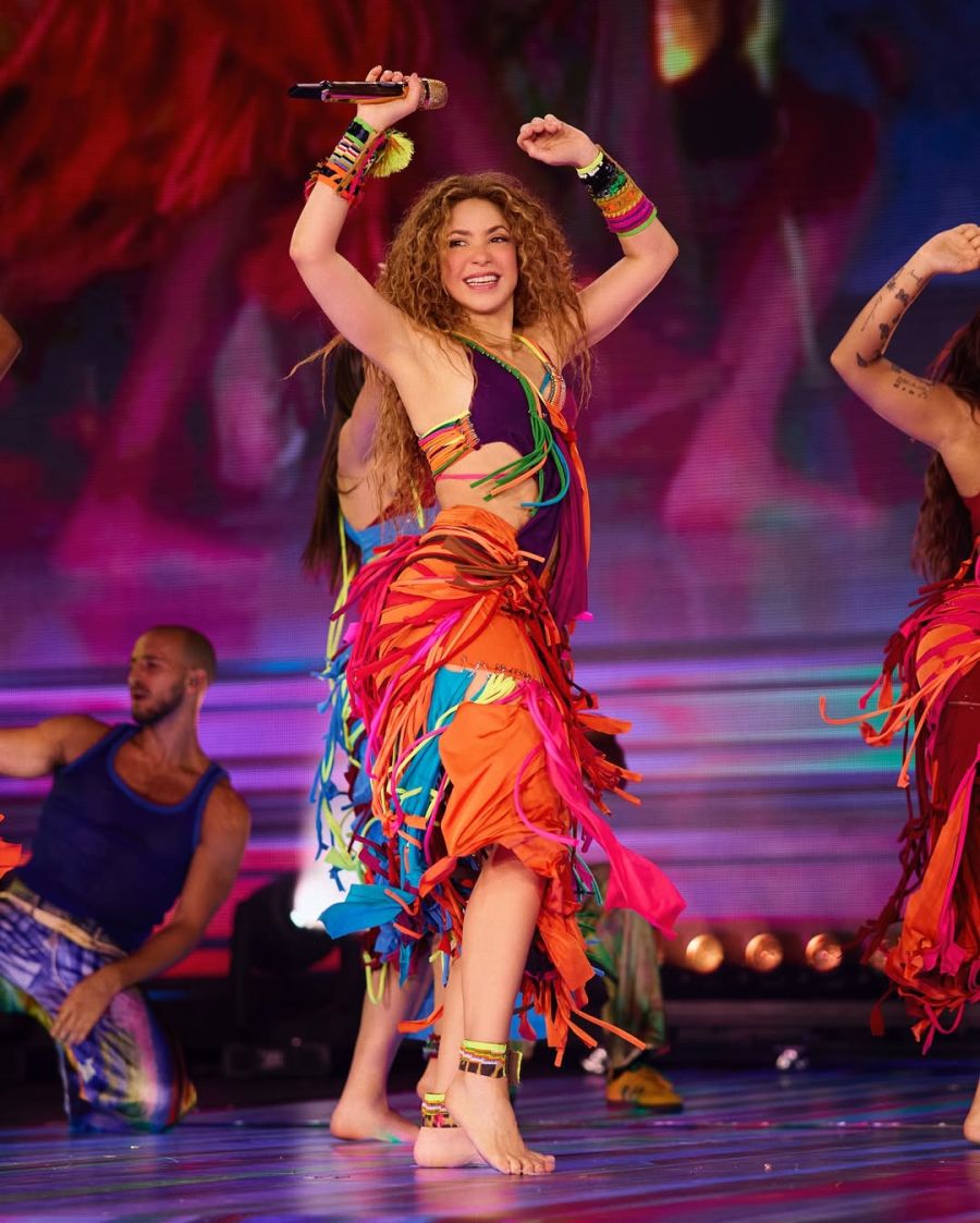 El look de Shakira para cantar Waka Waka