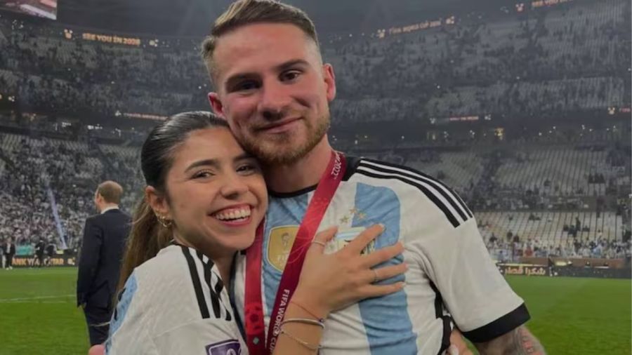 Alexis Mac Allister y Cami Mayan en el mundial Qatar 2022