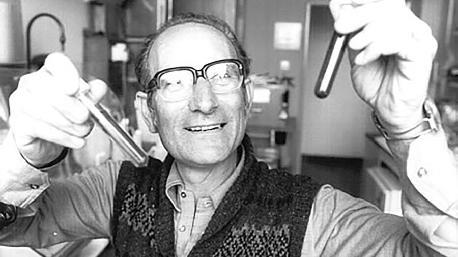 César Milstein fue un investigador argentino ganador del Premio Nobel en Medicina en 1984