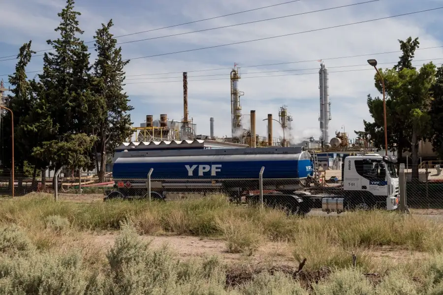 Argentina’s Shale Ambitions Hang In Balance After YPF Bond Drama
