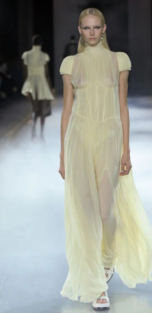 Butter yellow