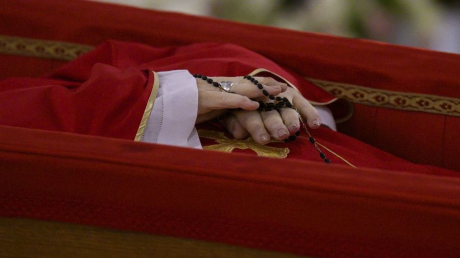 Las manos del Papa Francisco