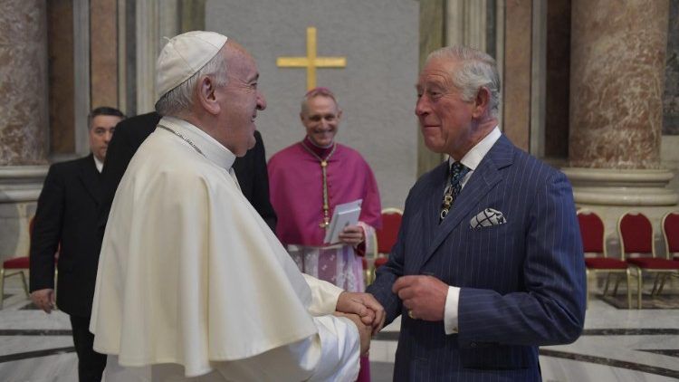 REY-CARLOS-PAPA-FRANCISCO