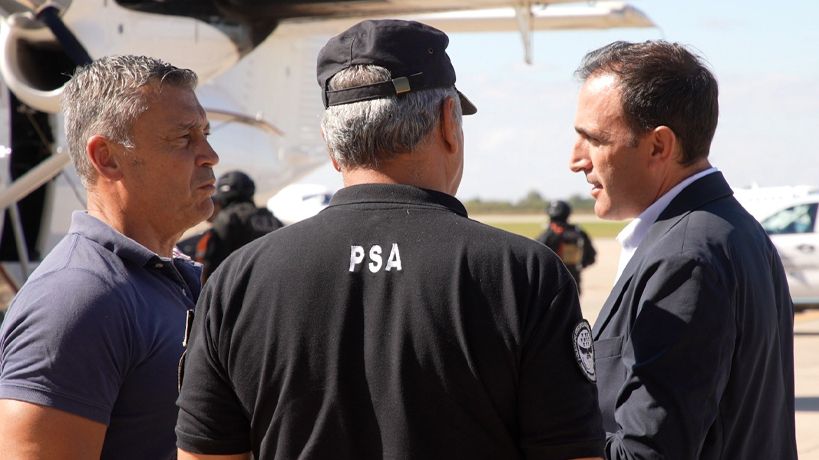Ministro Julian López en el operativo de Cáceres