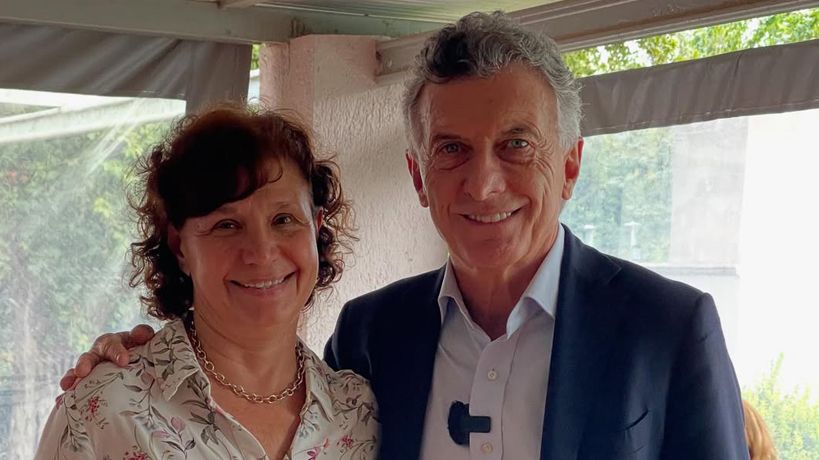 Sara Majorel junto a Mauricio Macri