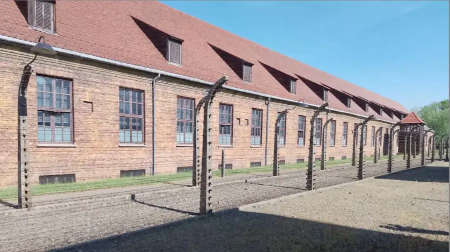 Auschwitz-Birkenau: de qué estamos hablando cuando hablamos de horror.