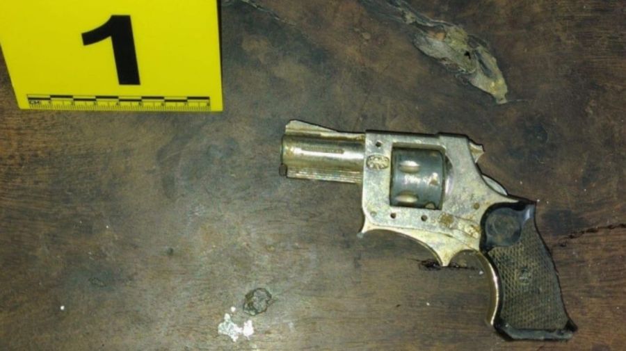 Encontraron armas de guerra en un allanamiento en CABA