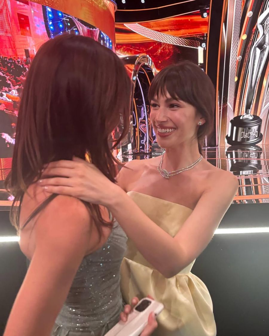 Stefi Roitman, Úrsula Corbero