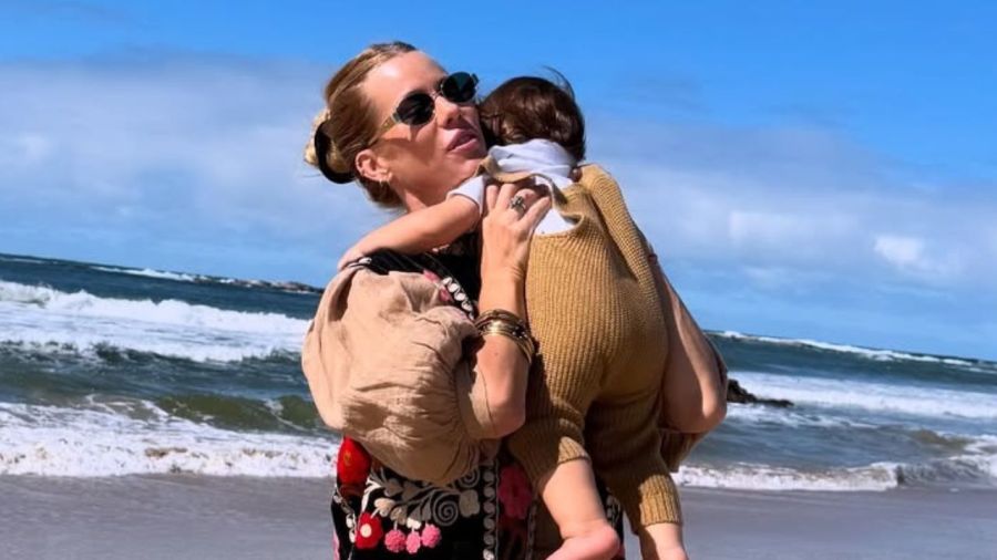 Nicole Neumann, Cruz Urcera