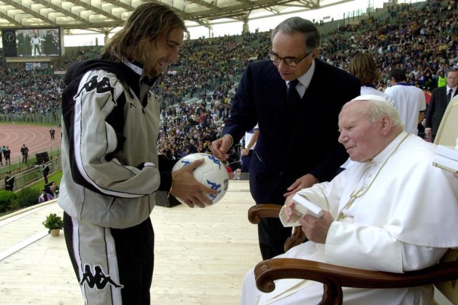 Batistuta Juan Pablo II