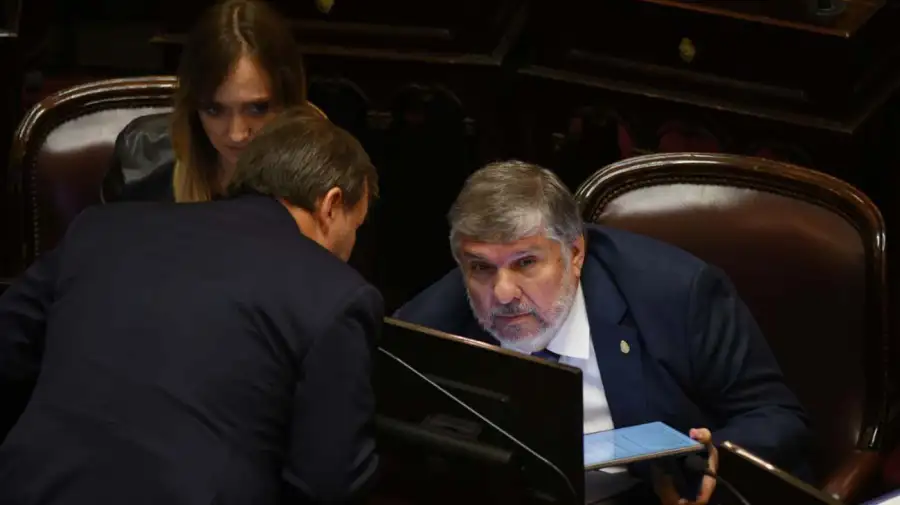 Sesion de ficha limpia en el senado20250507