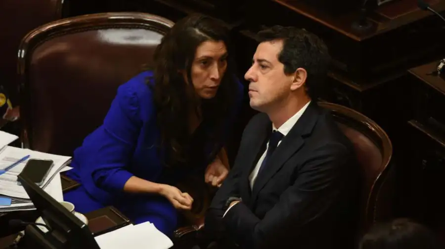 Sesion de ficha limpia en el senado20250507