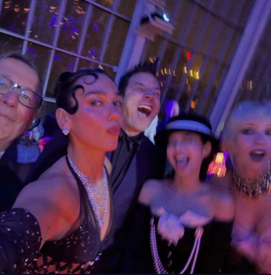 Dua Lipa, Jimmy Fallon, Jennie y Angele