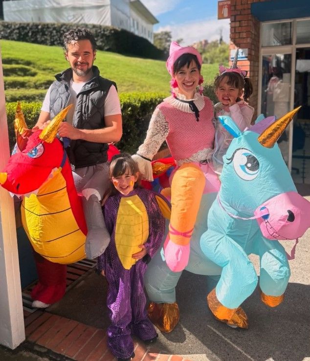Laura Londoño junto a su familia