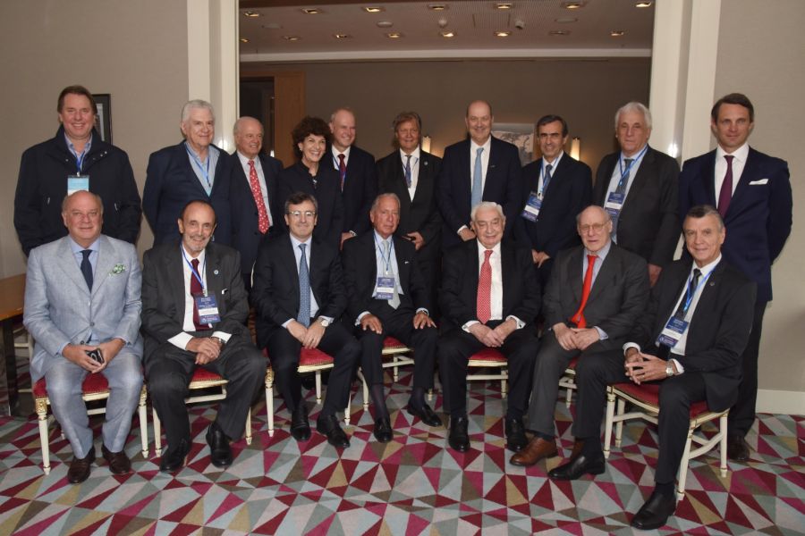 Presidente y vicepresidentes Cicyp con Federico Sturzenegger