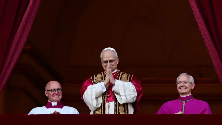 Yeni Papa XIV. Leo