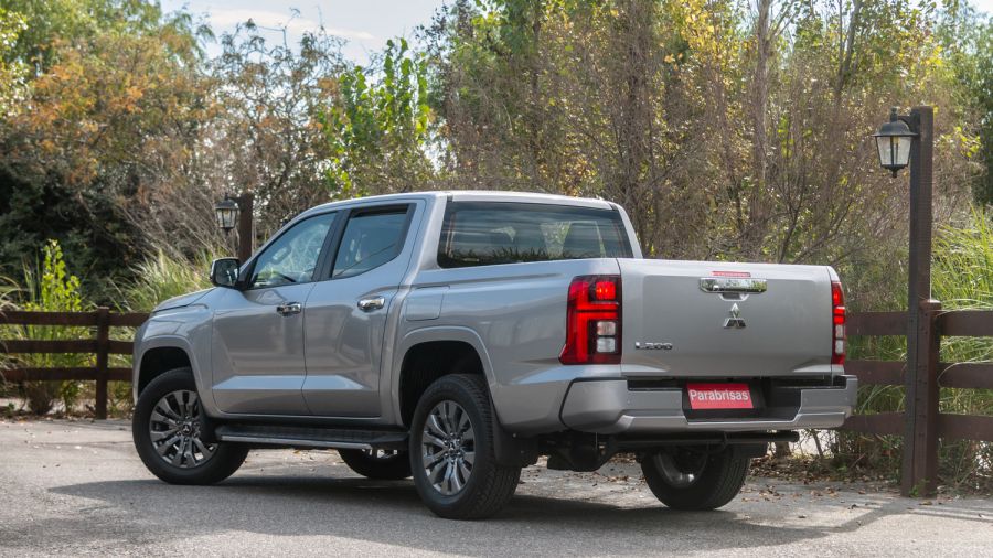 Mitsubishi L200 GLS