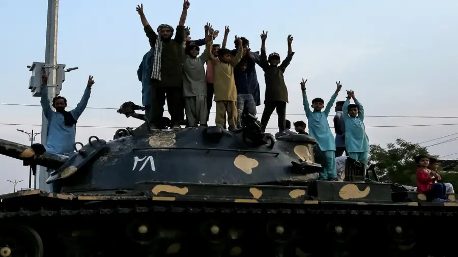 20250510 India y Pakistán alcanzan un alto el fuego, pero intercambian acusaciones de violaciones