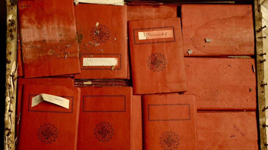 Descubrieron cajas nazis en el archivo de la Corte Suprema de Justicia