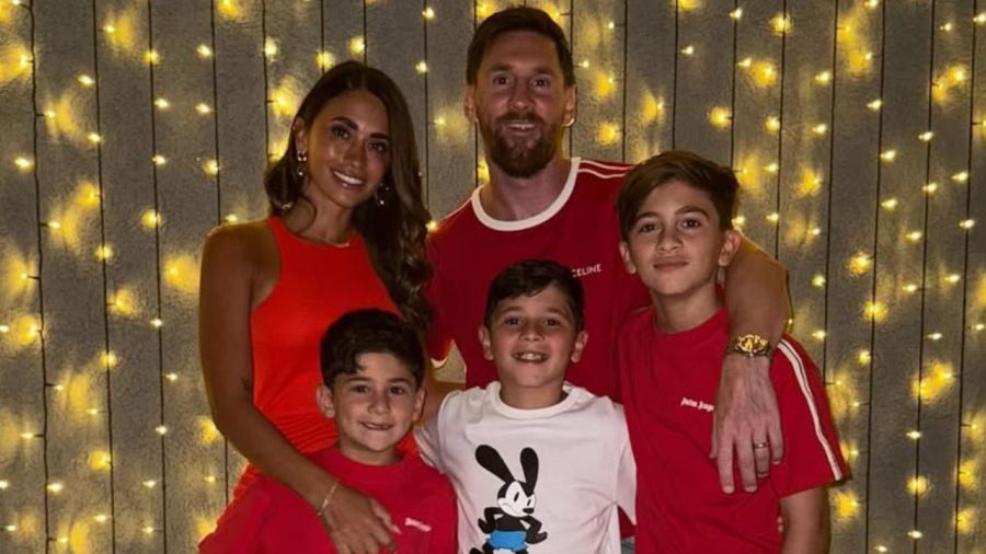 Antonela Roccuzzo, Lionel Messi, Thiago Messi, Mateo Messi, Ciro Messi