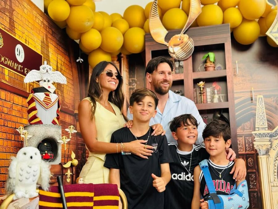 Antonela Roccuzzo, Lionel Messi, Thiago Messi, Mateo Messi, Ciro Messi