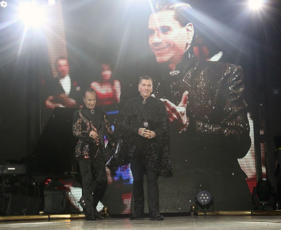 El festejo de Roberto Piazza por los 50 años en la moda / Créditos: CARAS