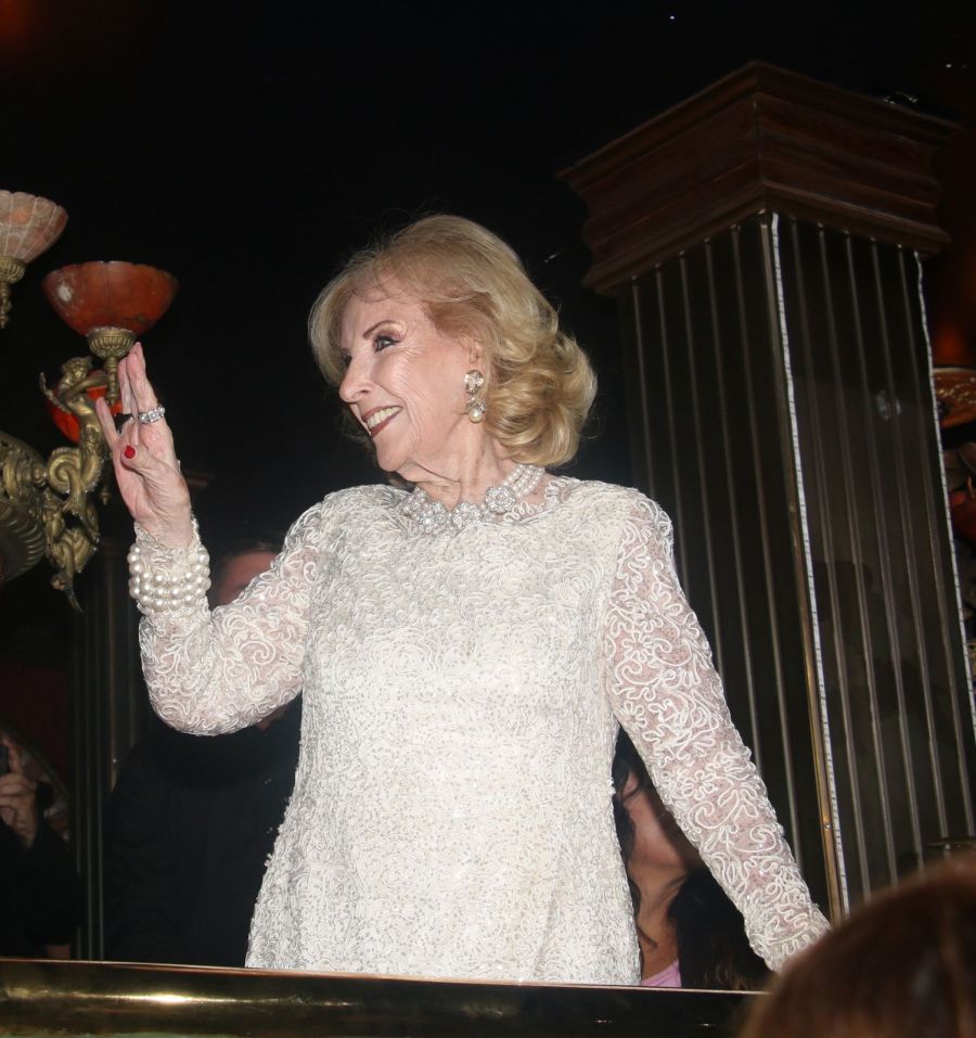 El festejo de Roberto Piazza por los 50 años en la moda / Créditos: CARAS