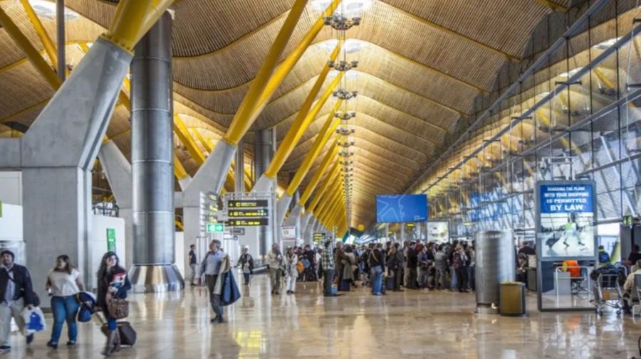 Crisis migratoria en el aeropuerto de Barajas: 