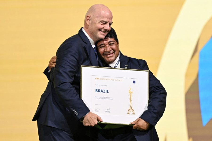 Ednaldo Rodrigues y Gianni Infantino