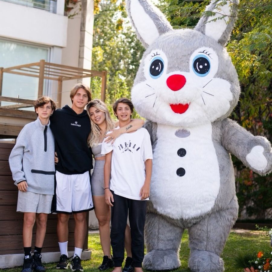 Wanda Nara, Valentino López