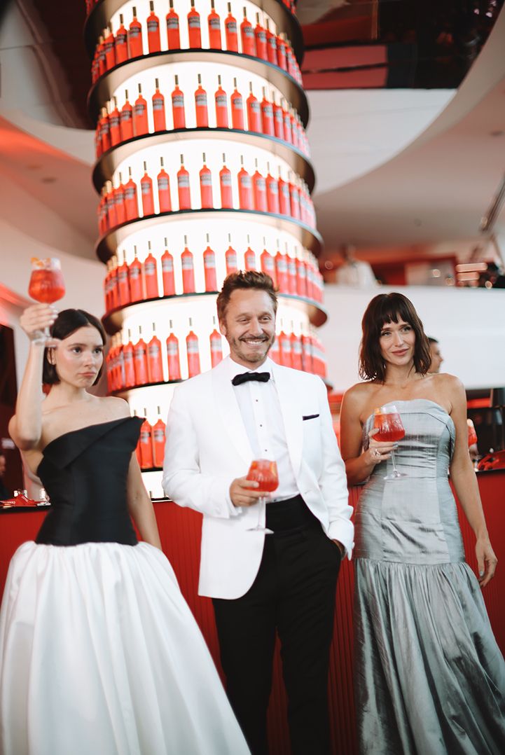 Benjamín Vicuña alfombra roja Cannes