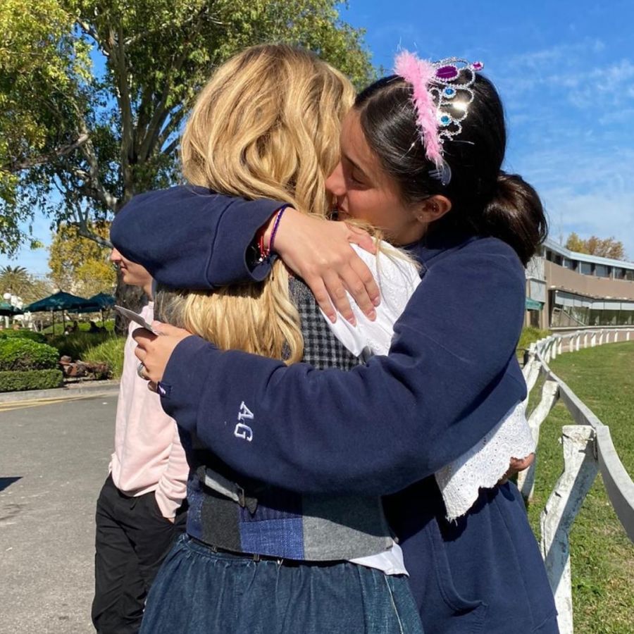 Cris Morena junto a su nieta Azul, hija de Romina Yan