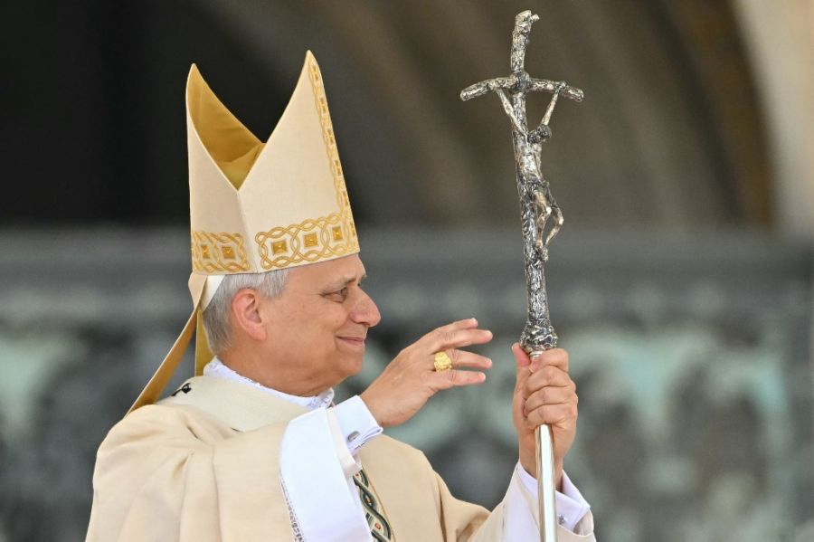 León XIV, entronizado en el Vaticano como nuevo jefe de la Iglesia.