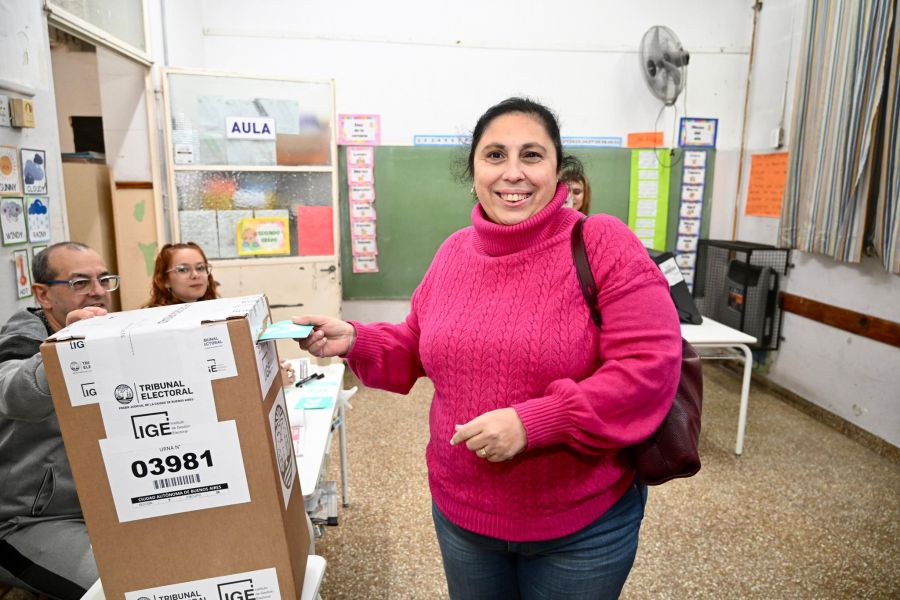Votó Paula Oliveto