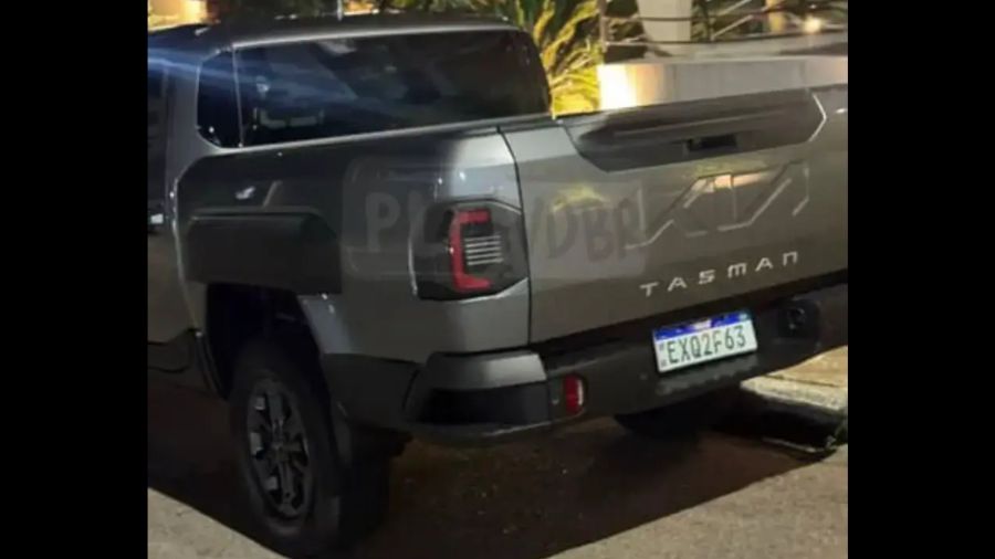 Kia Tasman