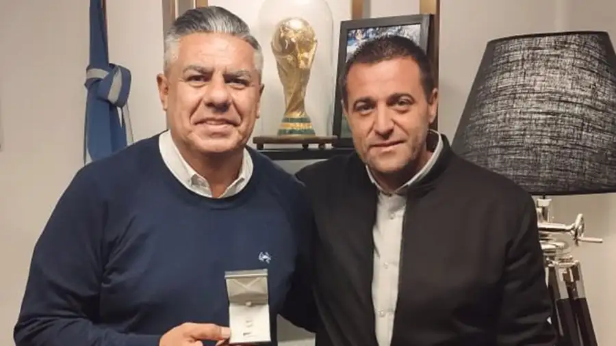 Pablo Toviggino con el Chiqui Tapia