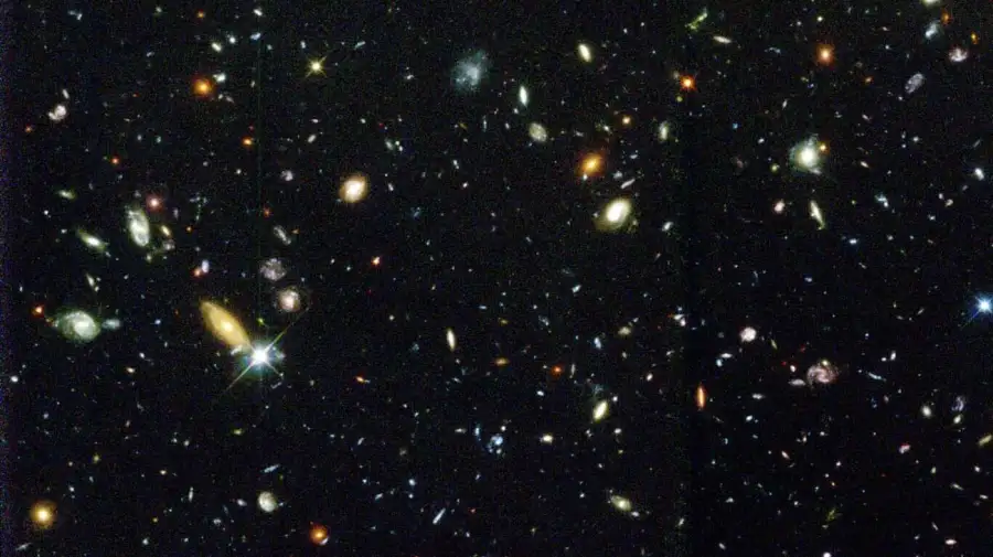 telescopio hubble20250520