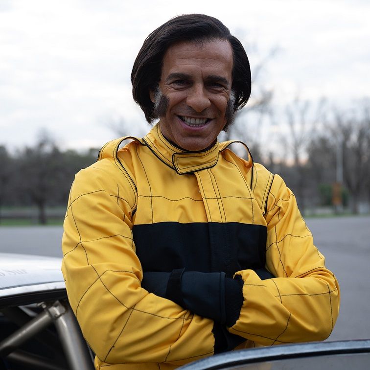 Leonardo Sbaraglia como Carlos Menem